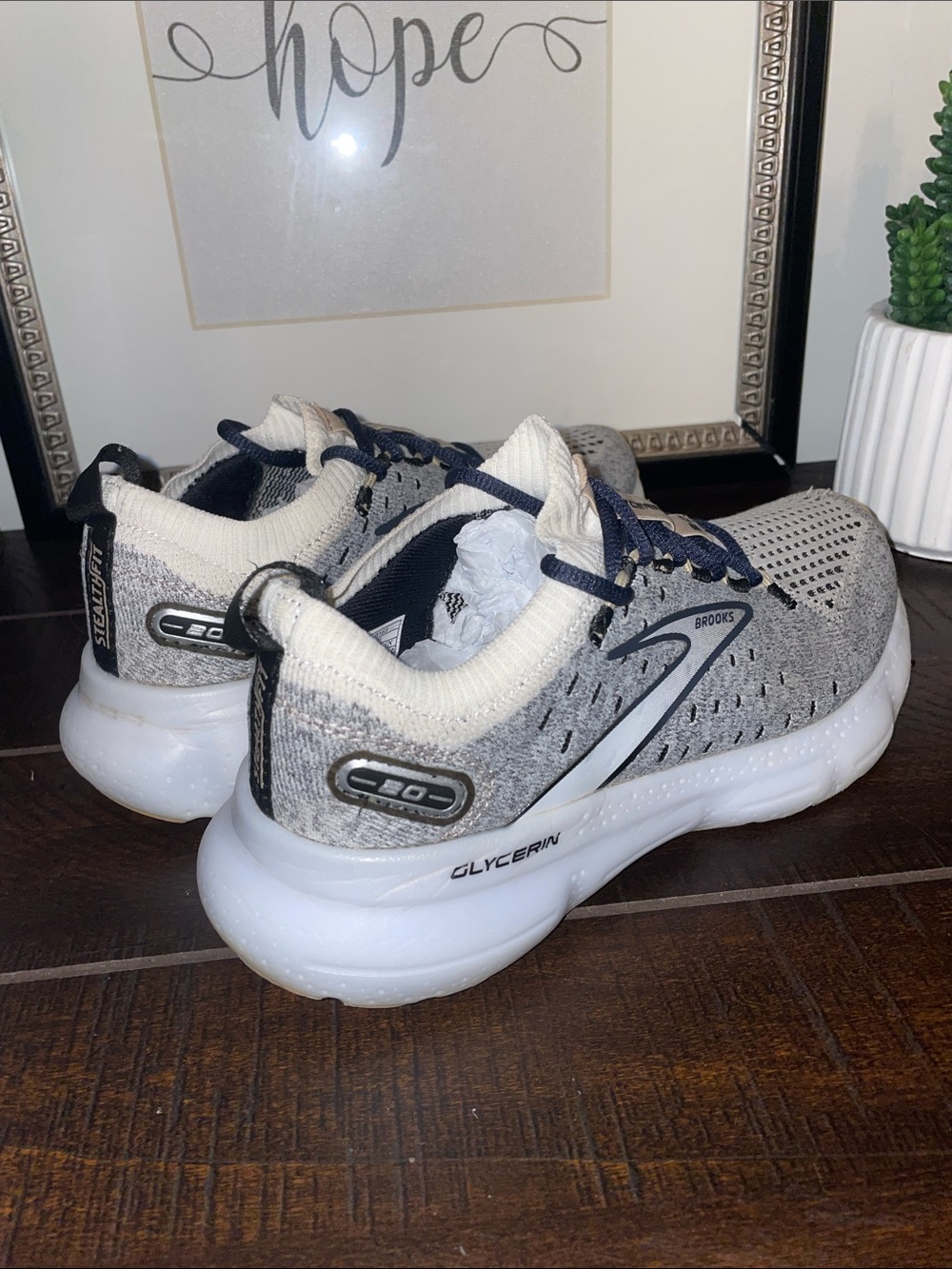 Brooks GTS Glycerin Stealthfit 20 Women's Running Sneakers Size 6 - Picture 2 of 16